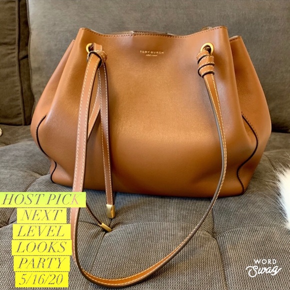 Tory Burch Handbags - 🆕 HP 🥳Tory Burch Bag